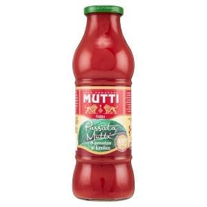 Mutti Tomato Puree with FRESH BASIL - Bottle 700 GMS